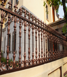 luxury aluminum garden fence