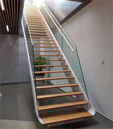 Interior double stringer straight LOFT staircase