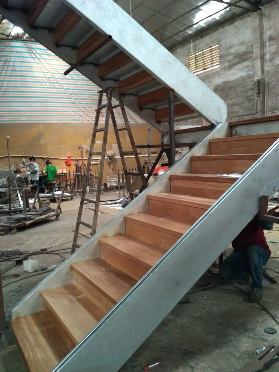 whale build staircase assemble